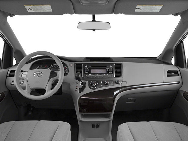 2014 Toyota Sienna XLE Minivan 4D