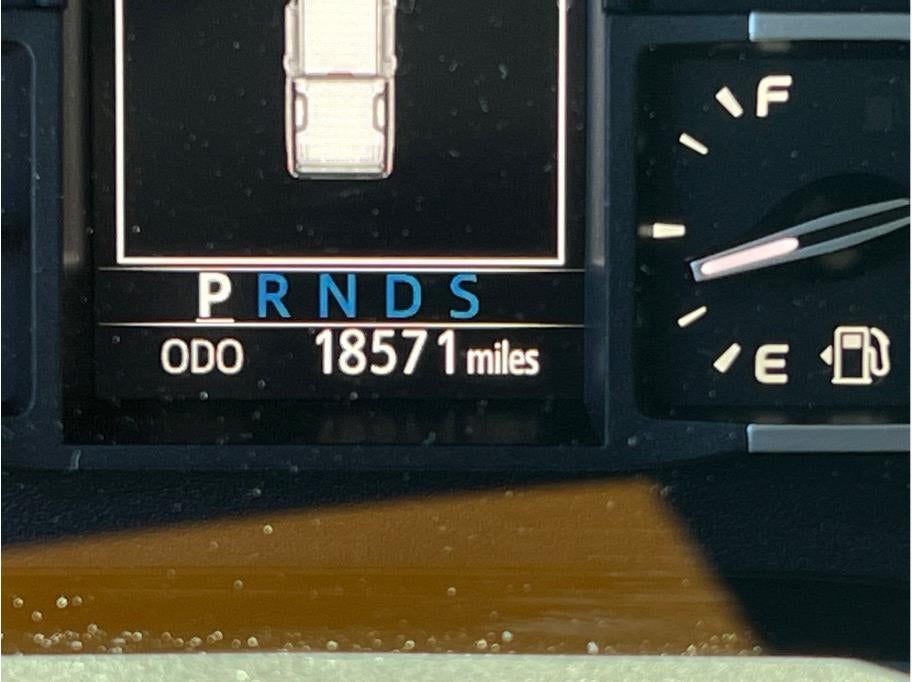 2021 Toyota Tundra CrewMax Limited Pickup 4D 5 1/2 ft