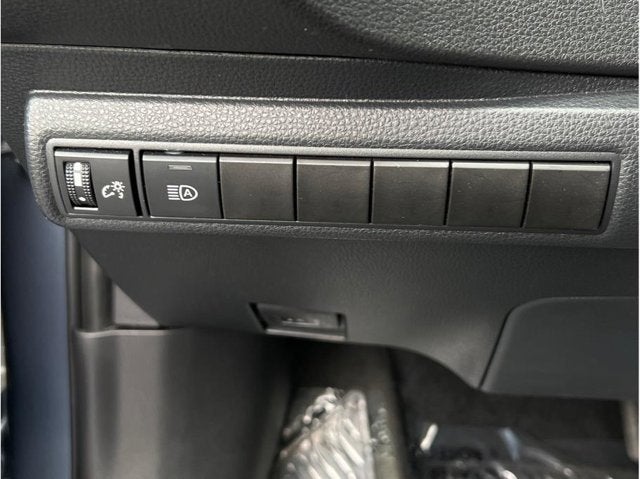 2022 Toyota Corolla LE Sedan 4D