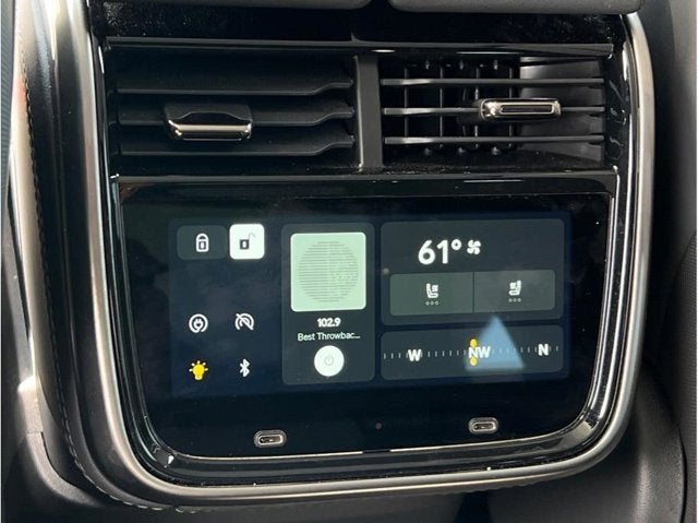 2024 Rivian R1S Dual Large Sport Utility 4D