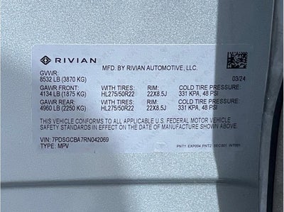 2024 Rivian R1S Dual Large Sport Utility 4D