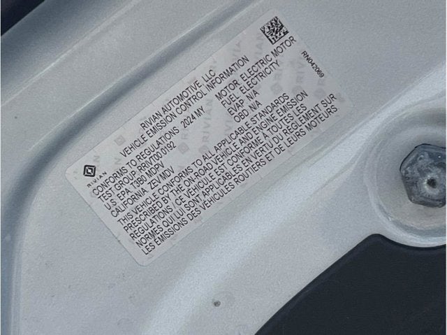 2024 Rivian R1S Dual Large Sport Utility 4D