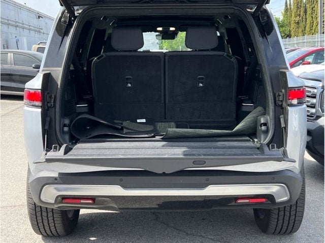 2024 Rivian R1S Dual Large Sport Utility 4D
