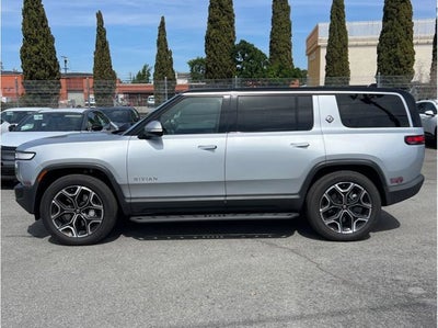2024 Rivian R1S Dual Large Sport Utility 4D