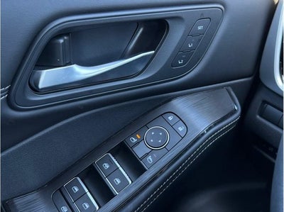 2024 Nissan Rogue SL Sport Utility 4D