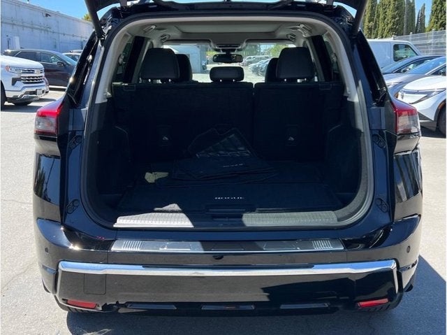 2025 Nissan Rogue Platinum Sport Utility 4D