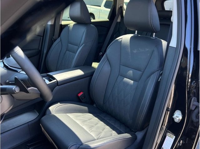 2025 Nissan Rogue Platinum Sport Utility 4D