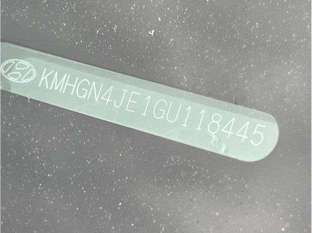 2016 Hyundai Genesis 3.8 Sedan 4D