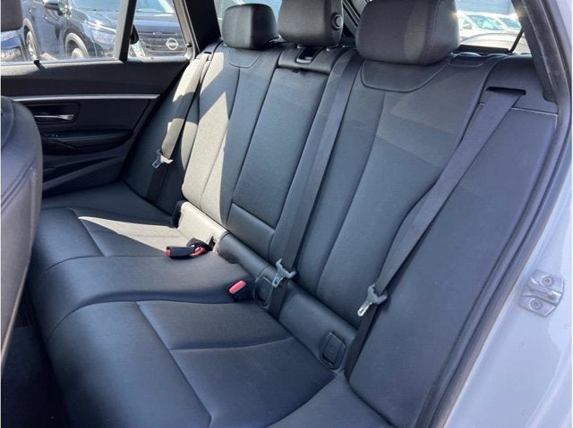 2017 BMW 3 Series 330i xDrive Sport Wagon 4D