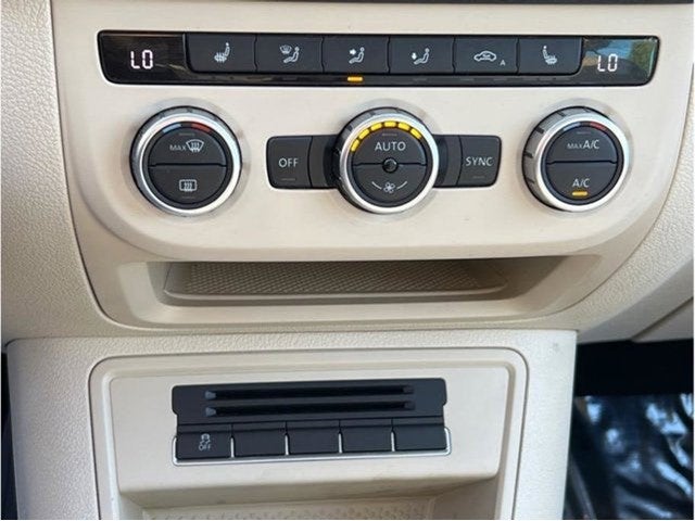 2015 Volkswagen Tiguan 2.0T SEL Sport Utility 4D