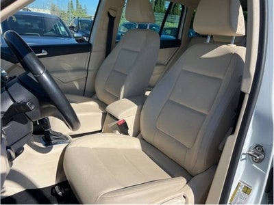 2015 Volkswagen Tiguan 2.0T SEL Sport Utility 4D