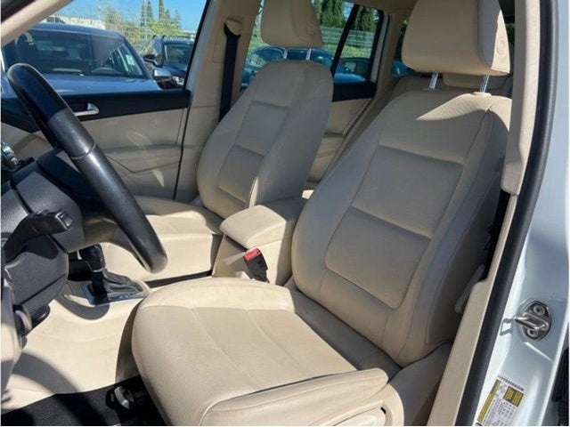 2015 Volkswagen Tiguan 2.0T SEL Sport Utility 4D