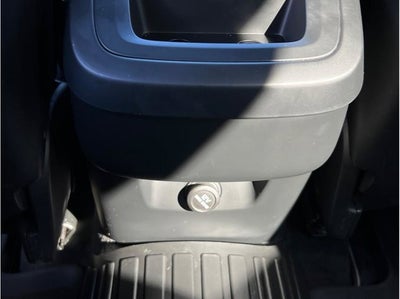 2019 Volvo XC60 T6 R-Design Sport Utility 4D