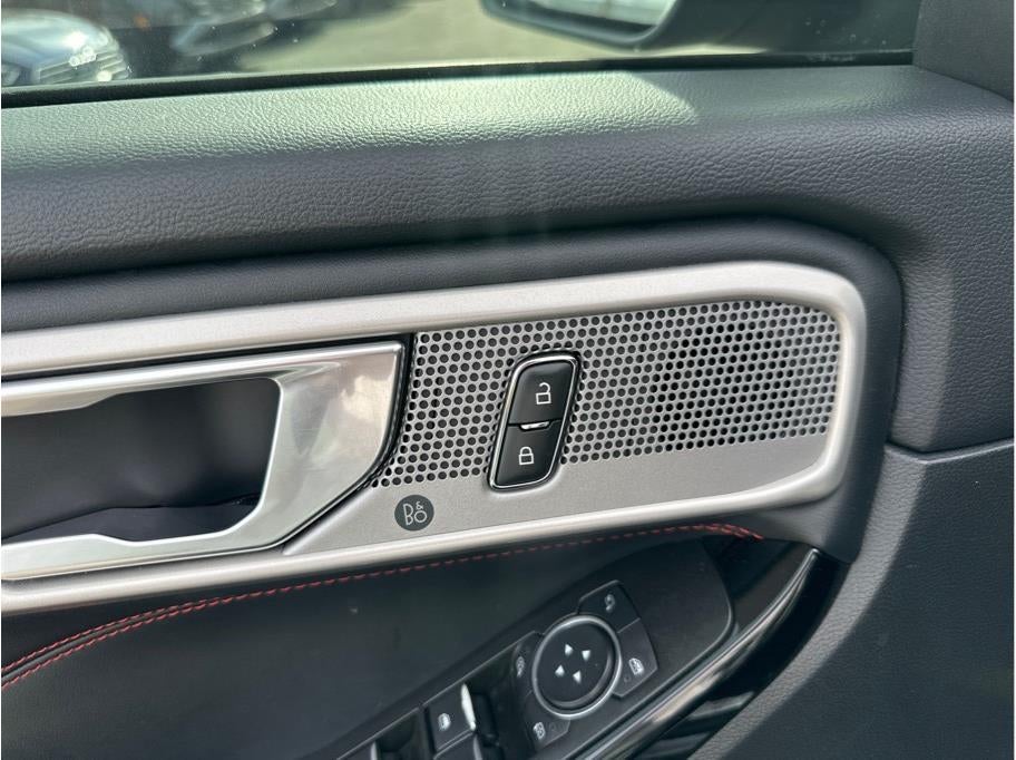 2022 Ford Explorer ST-Line Sport Utility 4D