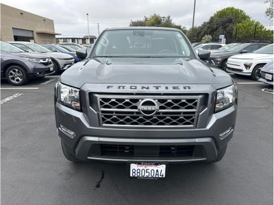 2023 Nissan Frontier Crew Cab SV (2023.25) Pickup 4D 5 ft
