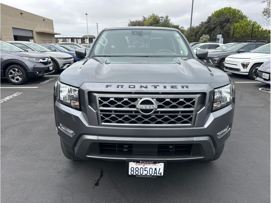 2023 Nissan Frontier Crew Cab SV (2023.25) Pickup 4D 5 ft