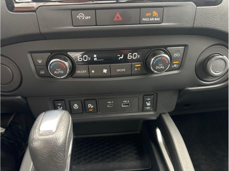 2023 Nissan Frontier Crew Cab SV (2023.25) Pickup 4D 5 ft