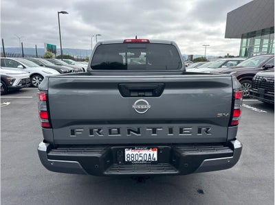 2023 Nissan Frontier Crew Cab SV (2023.25) Pickup 4D 5 ft