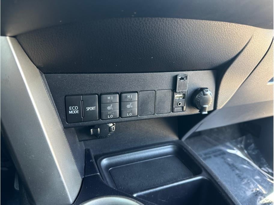2014 Toyota RAV4 Limited Sport Utility 4D