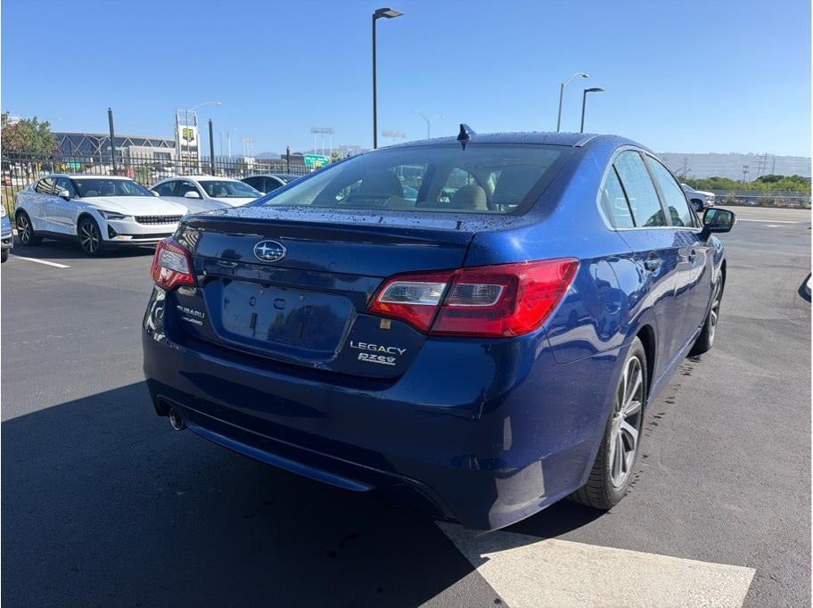 2017 Subaru Legacy 2.5i Limited Sedan 4D