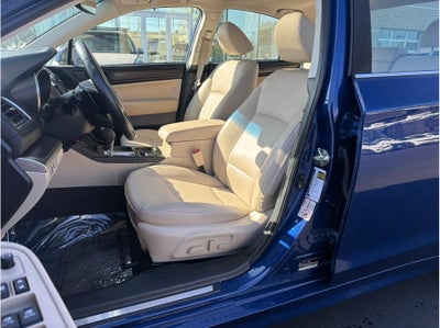 2017 Subaru Legacy 2.5i Limited Sedan 4D