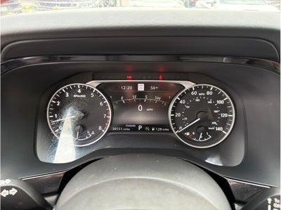 2024 Nissan Pathfinder SL Sport Utility 4D