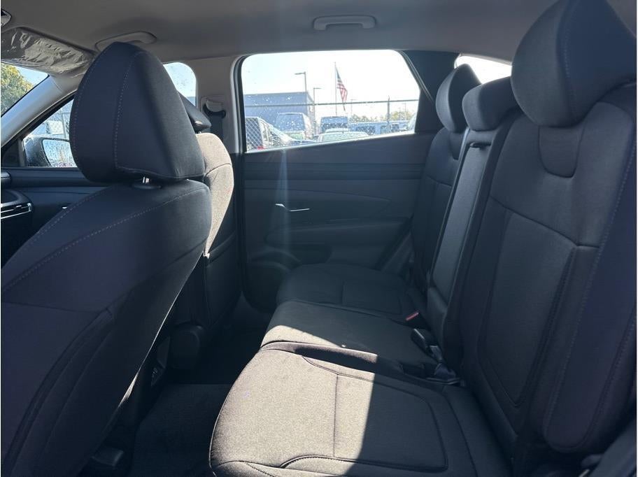 2026 Hyundai Tucson SE FWD