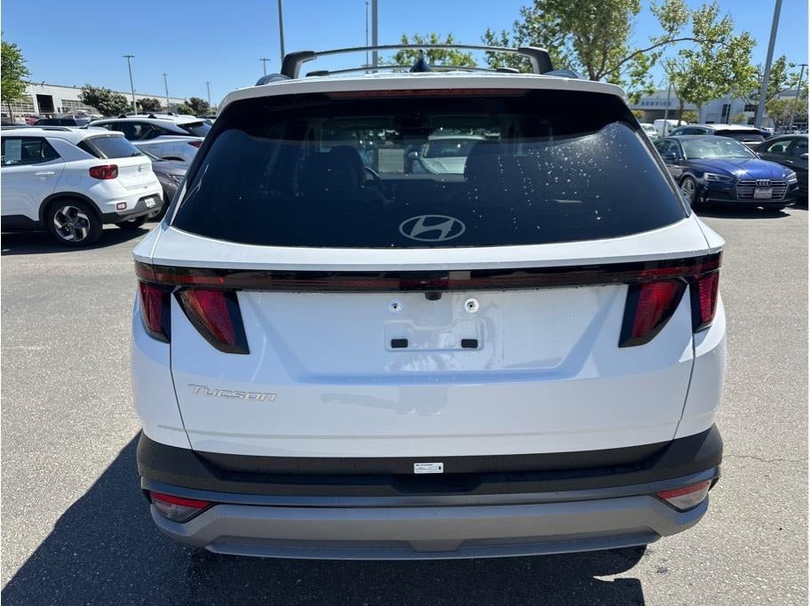 2026 Hyundai Tucson SEL FWD