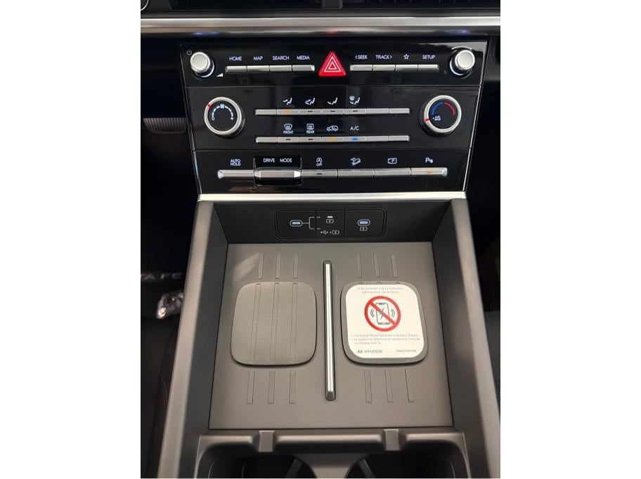 2026 Hyundai Santa Fe SE FWD