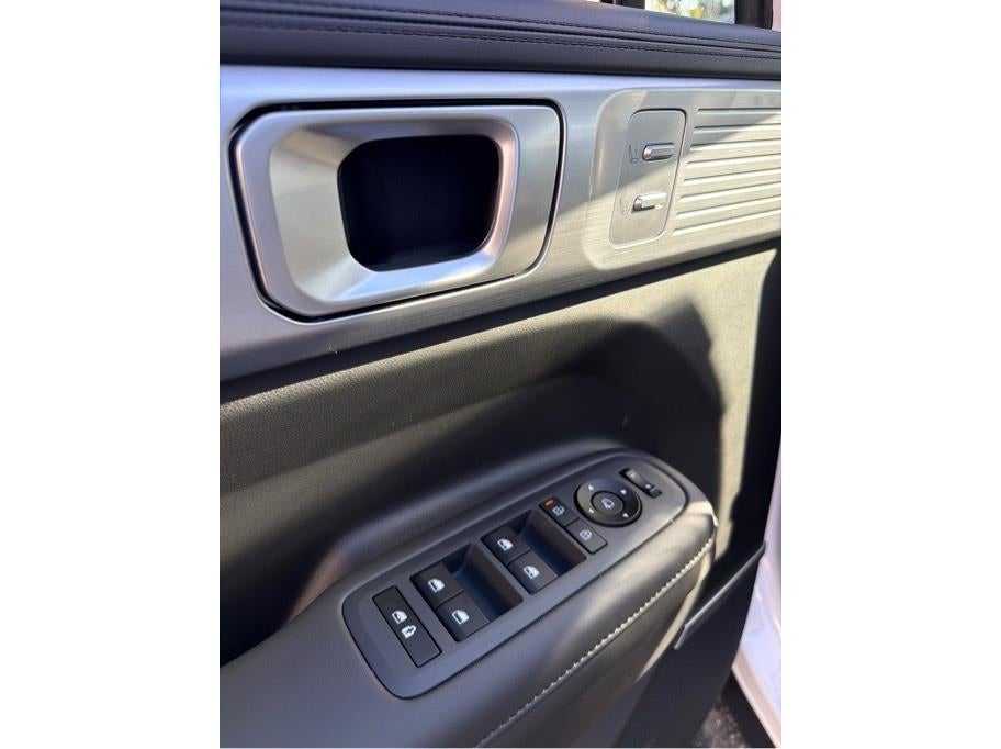 2026 Hyundai Santa Fe HEV Limited HEV