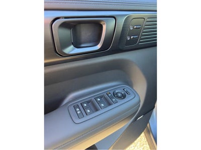 2025 Hyundai Santa Fe HEV Calligraphy