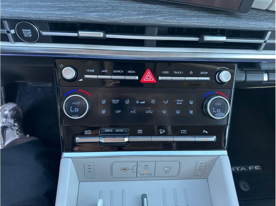 2026 Hyundai Santa Fe HEV Calligraphy