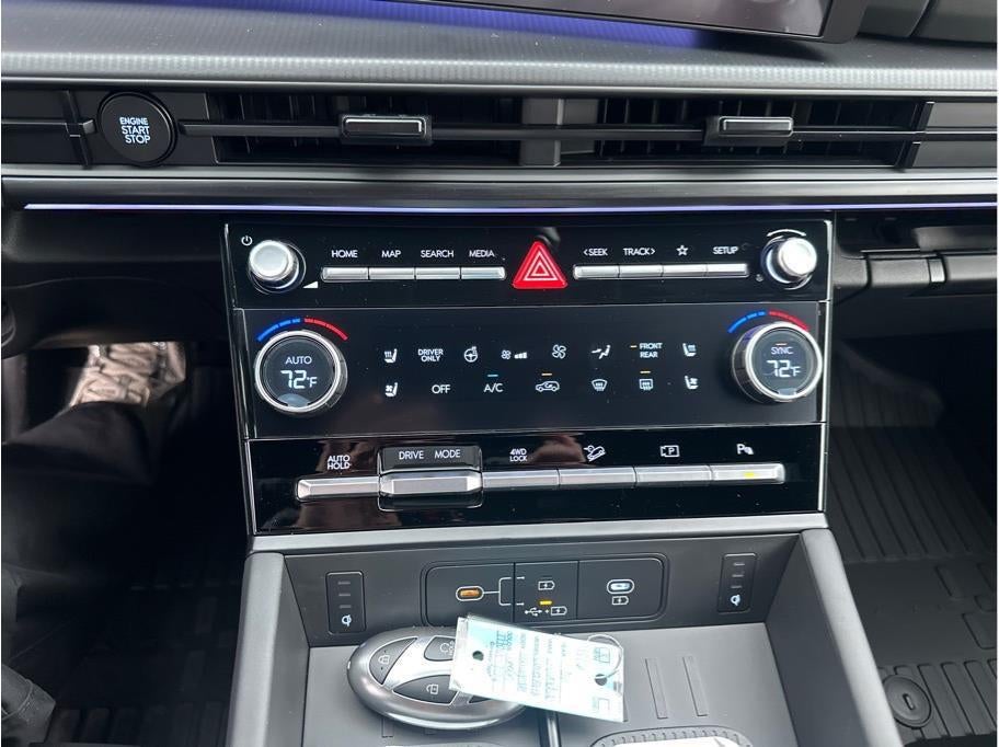 2026 Hyundai Santa Fe HEV Calligraphy