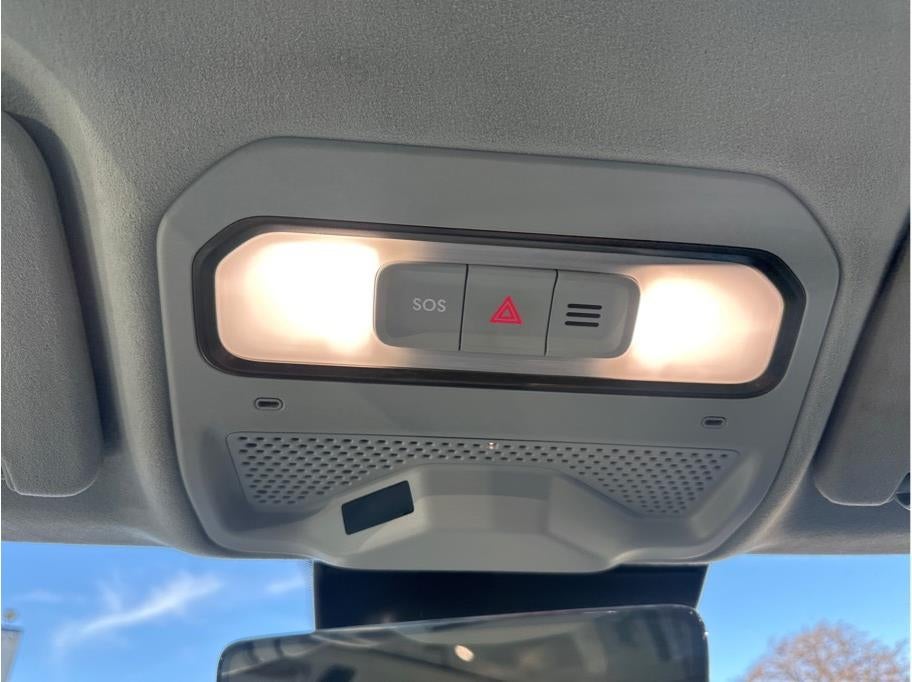 2023 Rivian R1S Adventure Sport Utility 4D