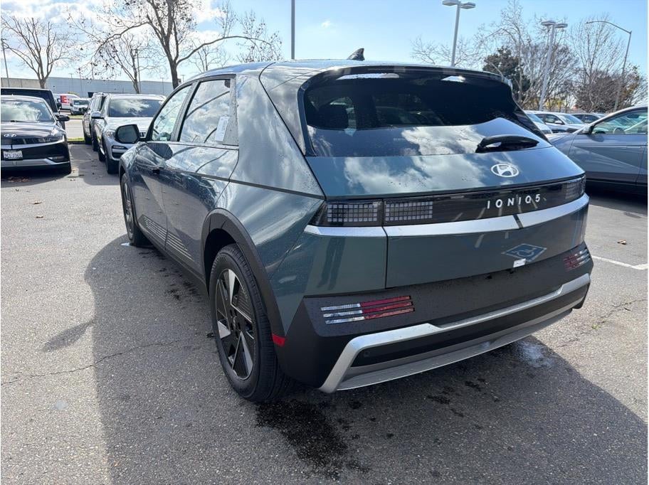 2026 Hyundai IONIQ 5 SE