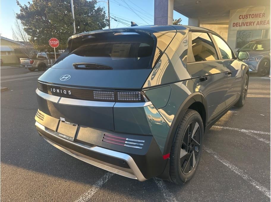 2026 Hyundai IONIQ 5 SE