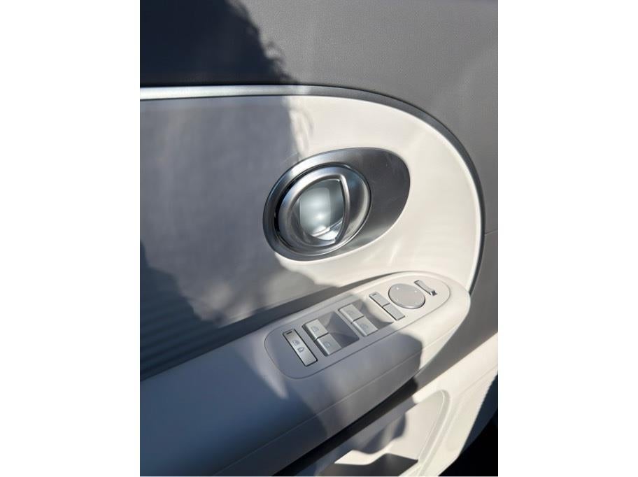 2026 Hyundai IONIQ 9 SE