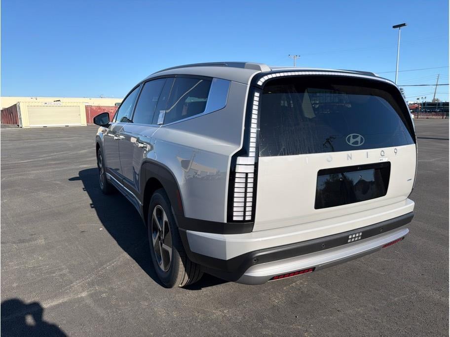 2026 Hyundai IONIQ 9 SE