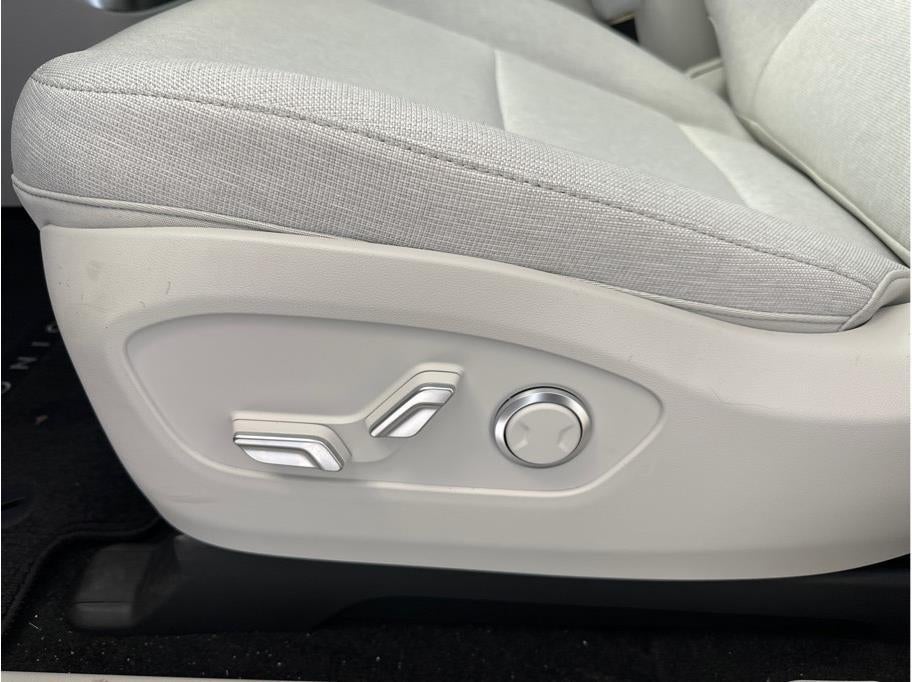 2026 Hyundai IONIQ 9 SE