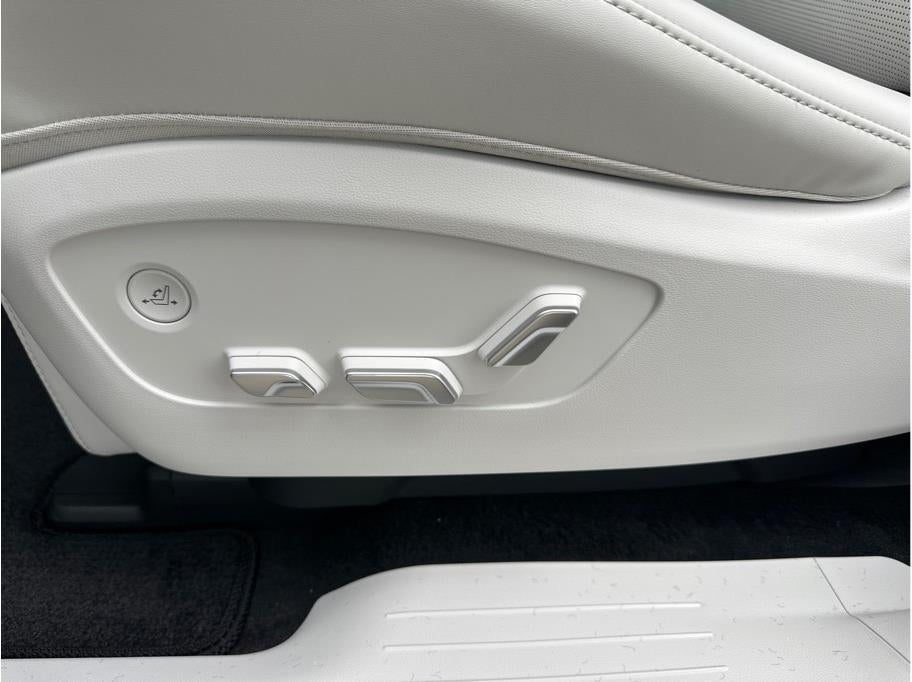 2026 Hyundai IONIQ 9 Performance Limited