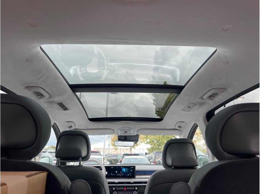 2026 Hyundai IONIQ 9 Performance Calligraphy Design