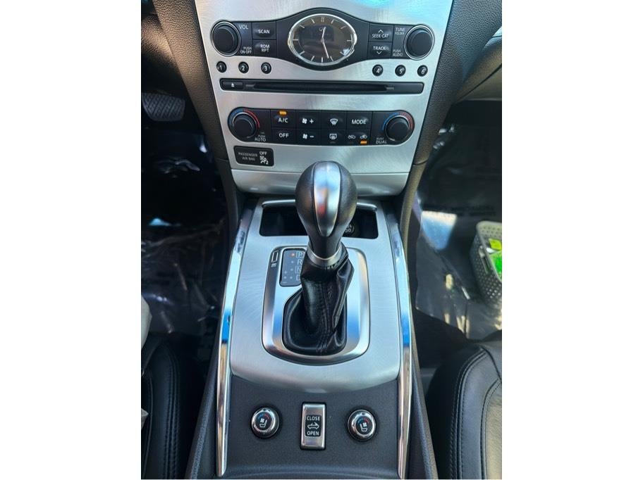 2012 INFINITI G G37 Convertible 2D