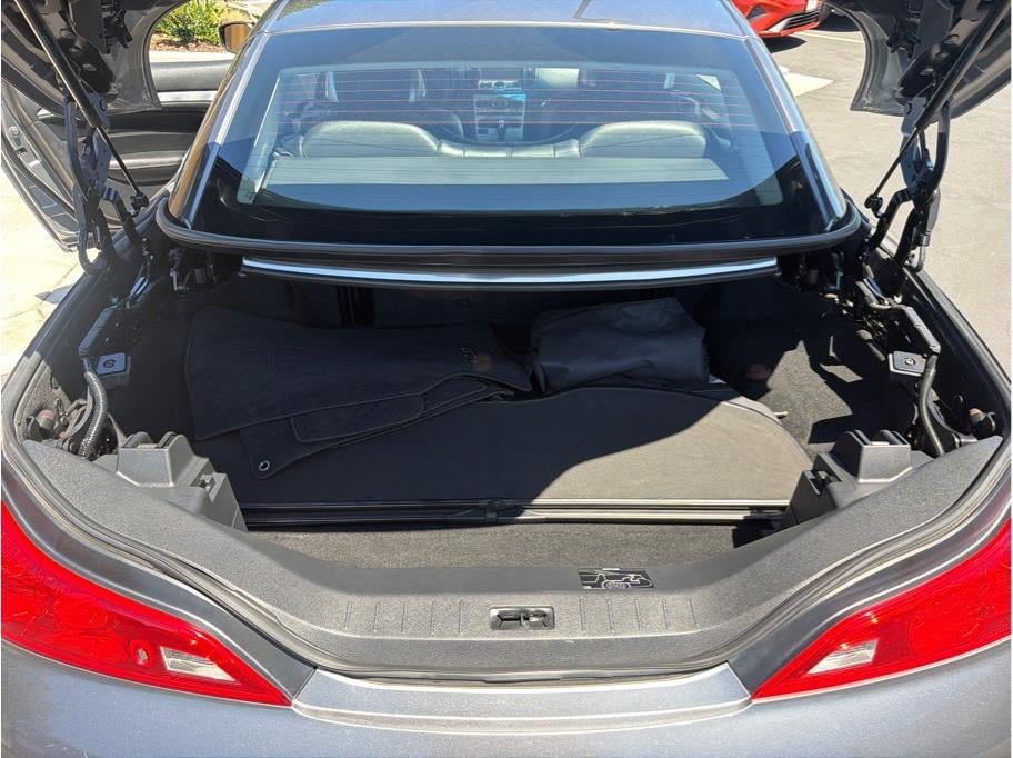 2012 INFINITI G G37 Convertible 2D