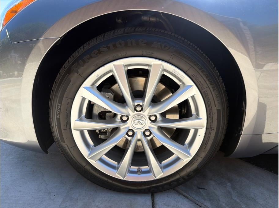 2012 INFINITI G G37 Convertible 2D