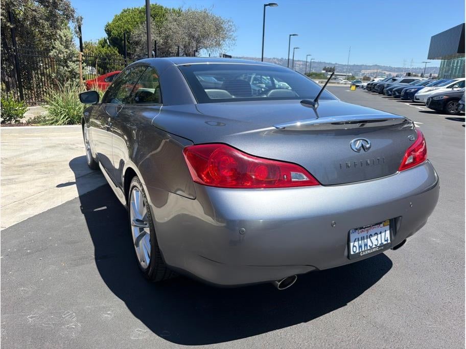2012 INFINITI G G37 Convertible 2D