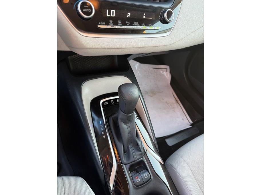 2022 Toyota Corolla Hybrid LE Sedan 4D