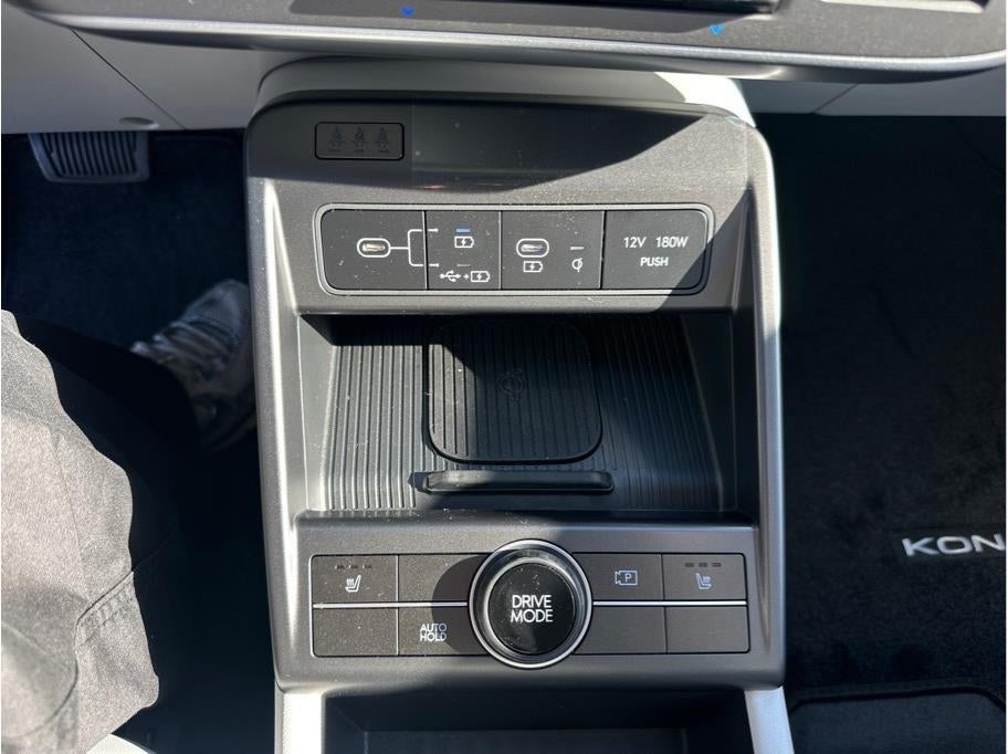 2026 Hyundai Kona PREMIUM