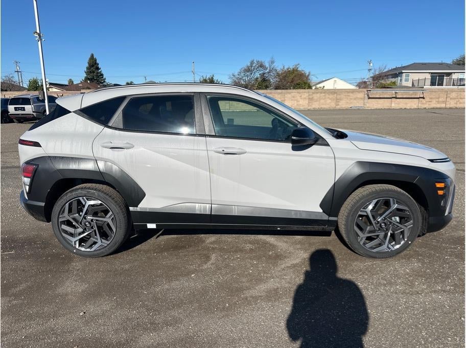 2026 Hyundai Kona PREMIUM