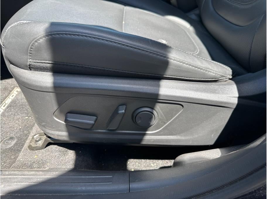 2025 Hyundai Tucson Hybrid SEL Convenience Sport Utility 4D