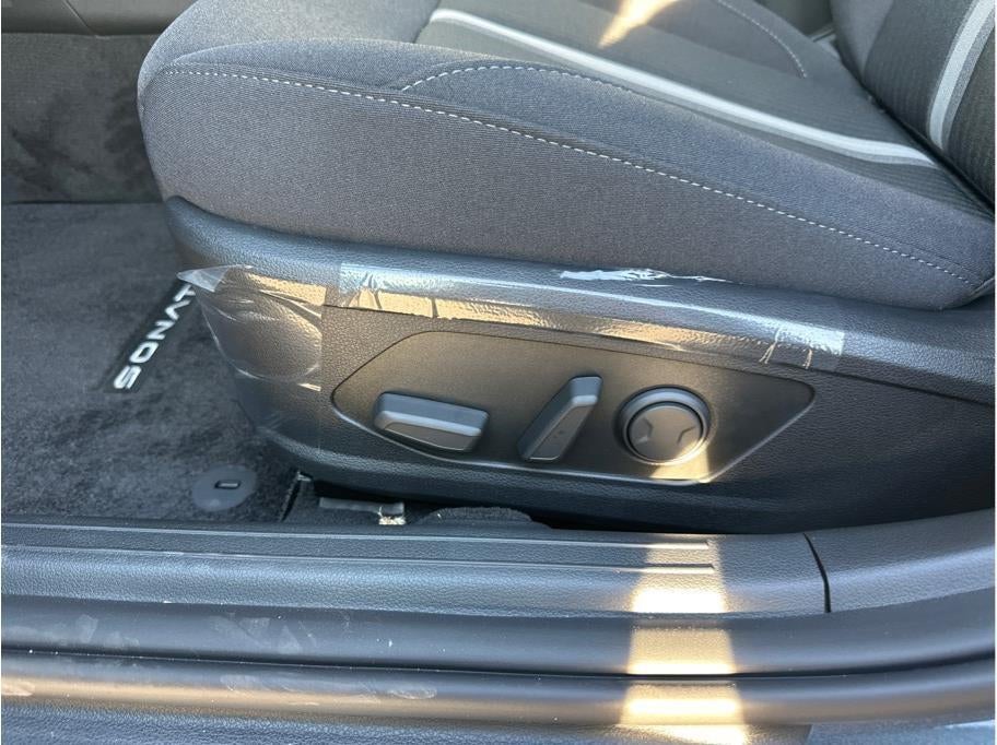 2026 Hyundai Sonata HEV SEL